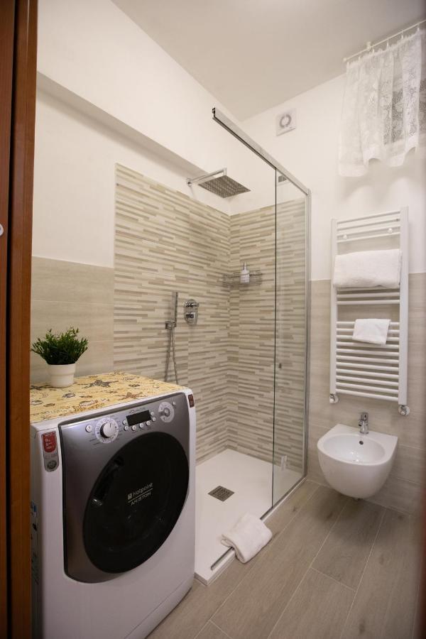 Mirea'S Rooms Ascoli Piceno Exteriör bild