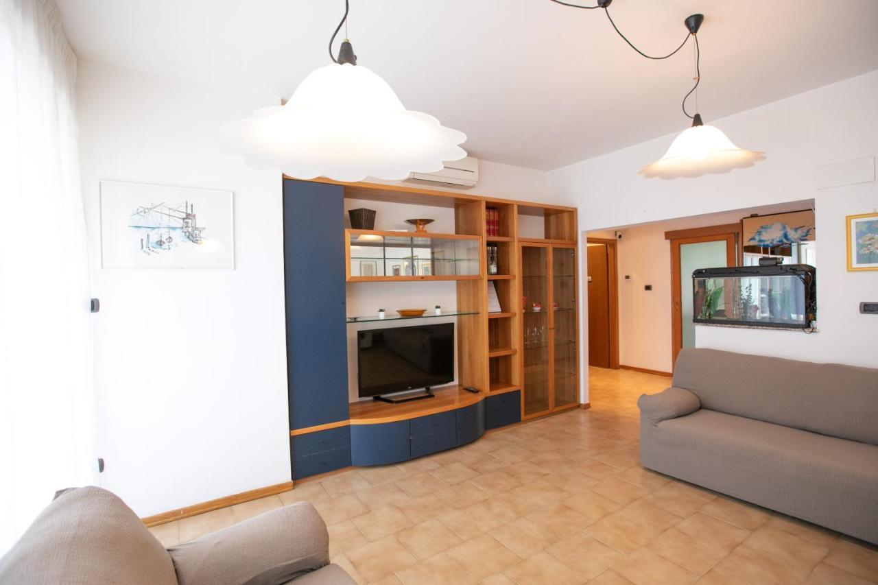 Mirea'S Rooms Ascoli Piceno Exteriör bild